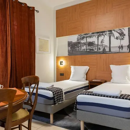 La Plume De Paul * Nice